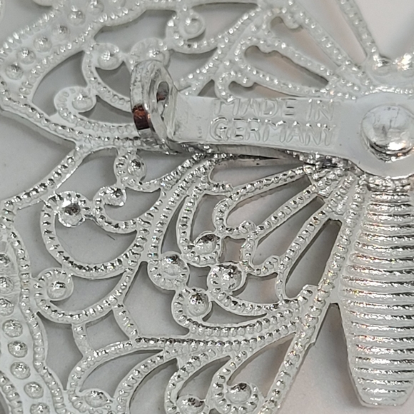 Silver Filagree Butterfly with Rhinestone - Vintage - Picture 11 of 16